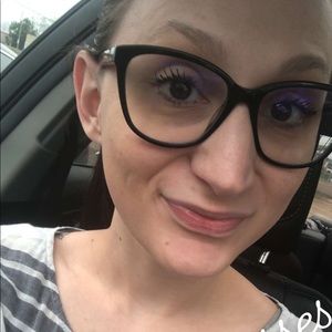 Meet your Posher, Krysta